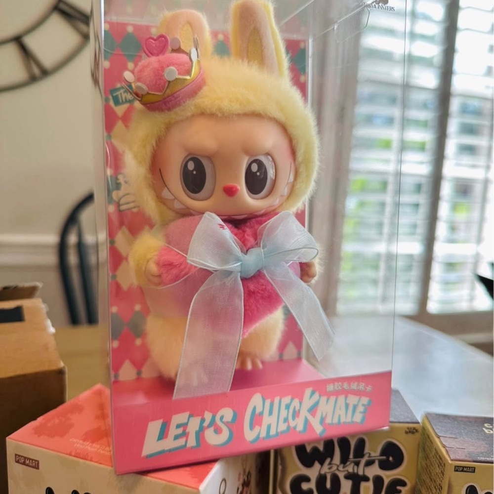 The monsters Let’s Checkmate Series - Vinyl Plush Hanging Card